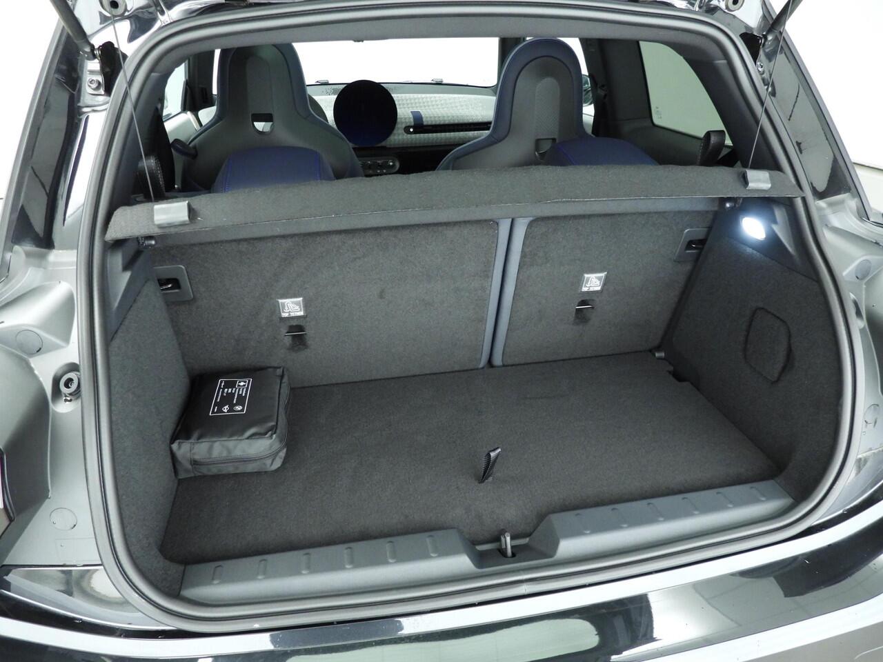 Mini COOPER 3-deurs E | Favoured Trim + Package L