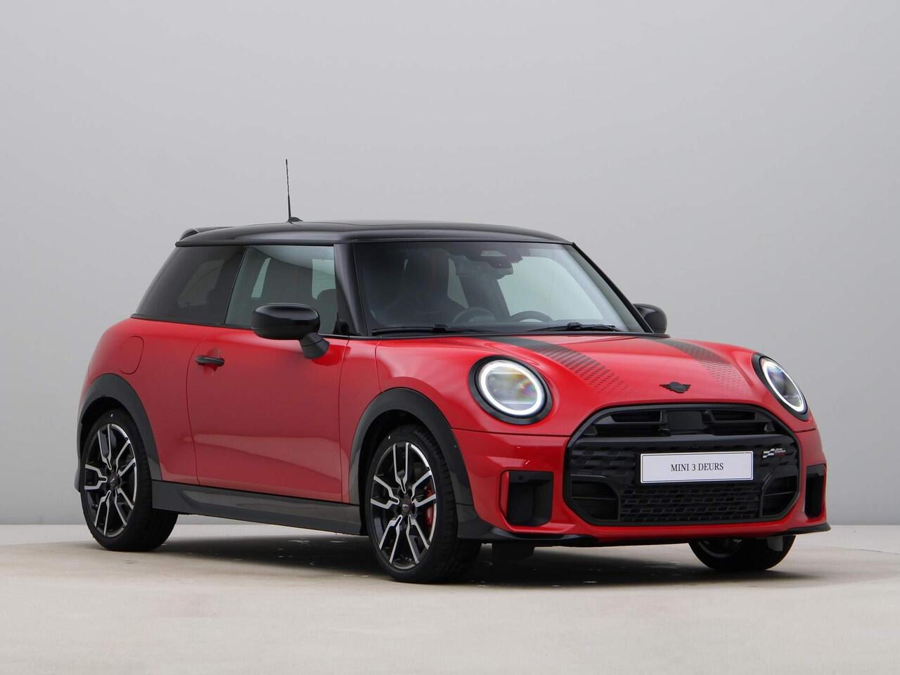 Mini COOPER John Cooper Works Pakket XL | Driving Assistent Professional | Stoelverwarming | Comfort Access | Achteruitrijcamera | Massagefunctie |