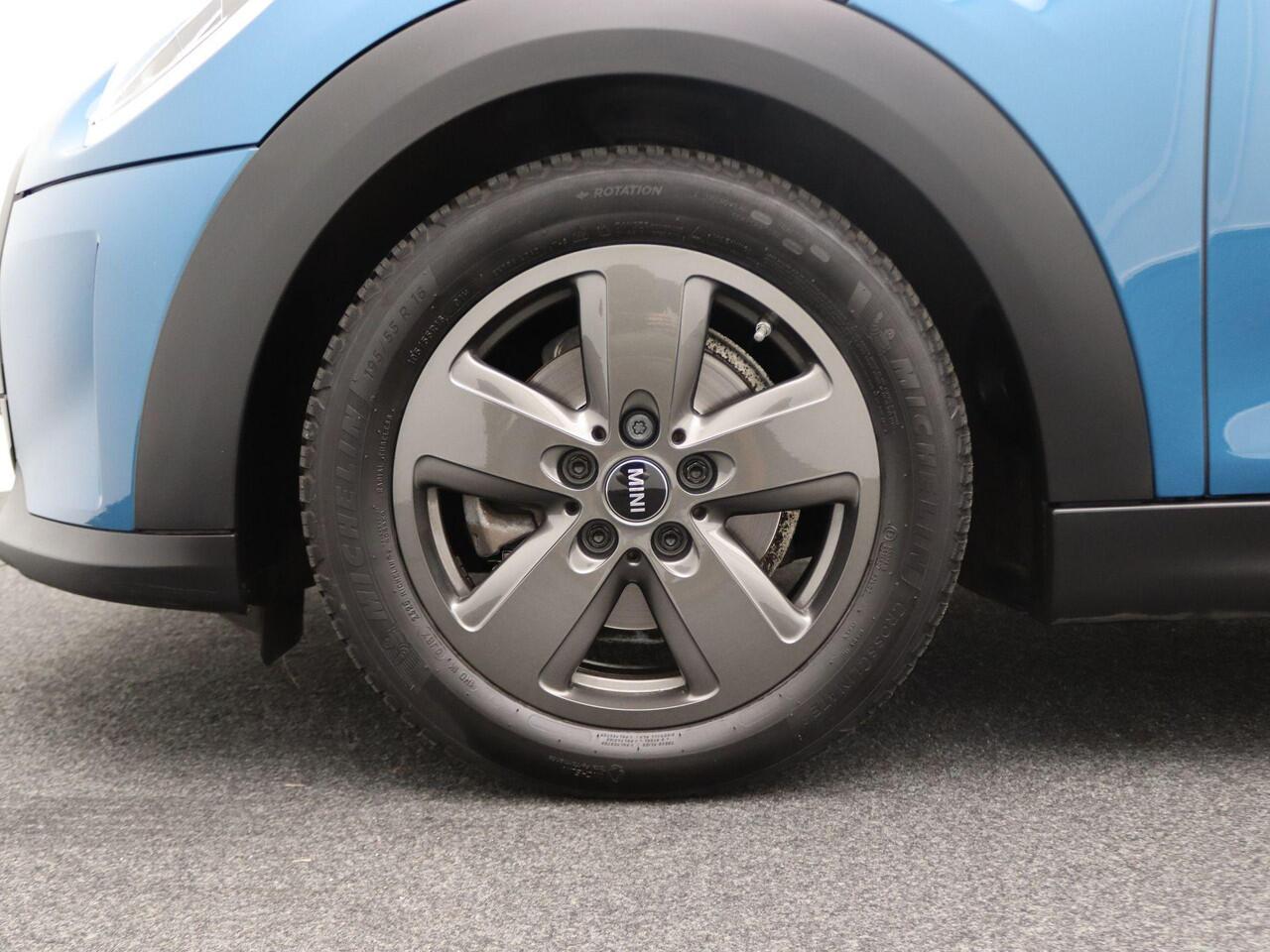 Mini COOPER 3-deurs Classic + Balance Pack + LED + DAB + 16''