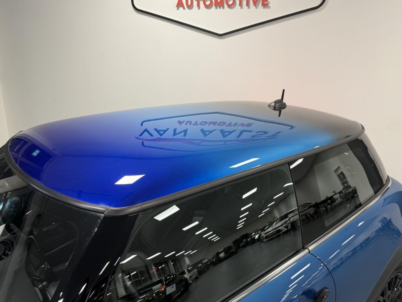 Mini COOPER Mini 1.5 Business Edition/ Automaat/ Led/ Navi/ Cruise