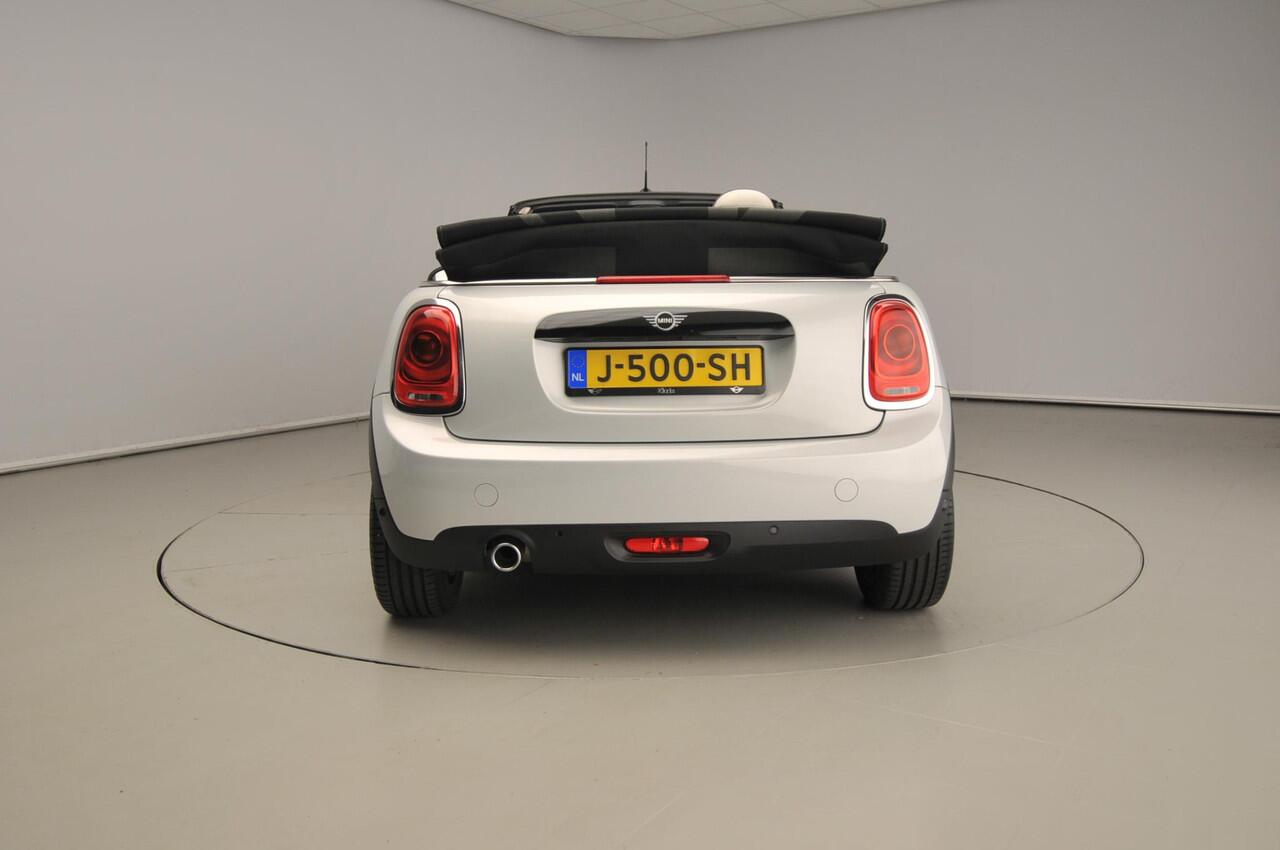 Mini COOPER Cabrio Automaat / Sportstoelen / Leder / Stoelverwarming / PDC / Cruise / Alu wielen 17 inch