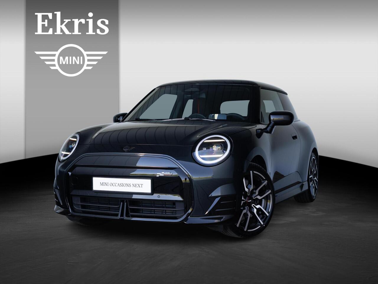 Mini COOPER 3-deurs E John Cooper Works + M-pakket + Panoramadak
