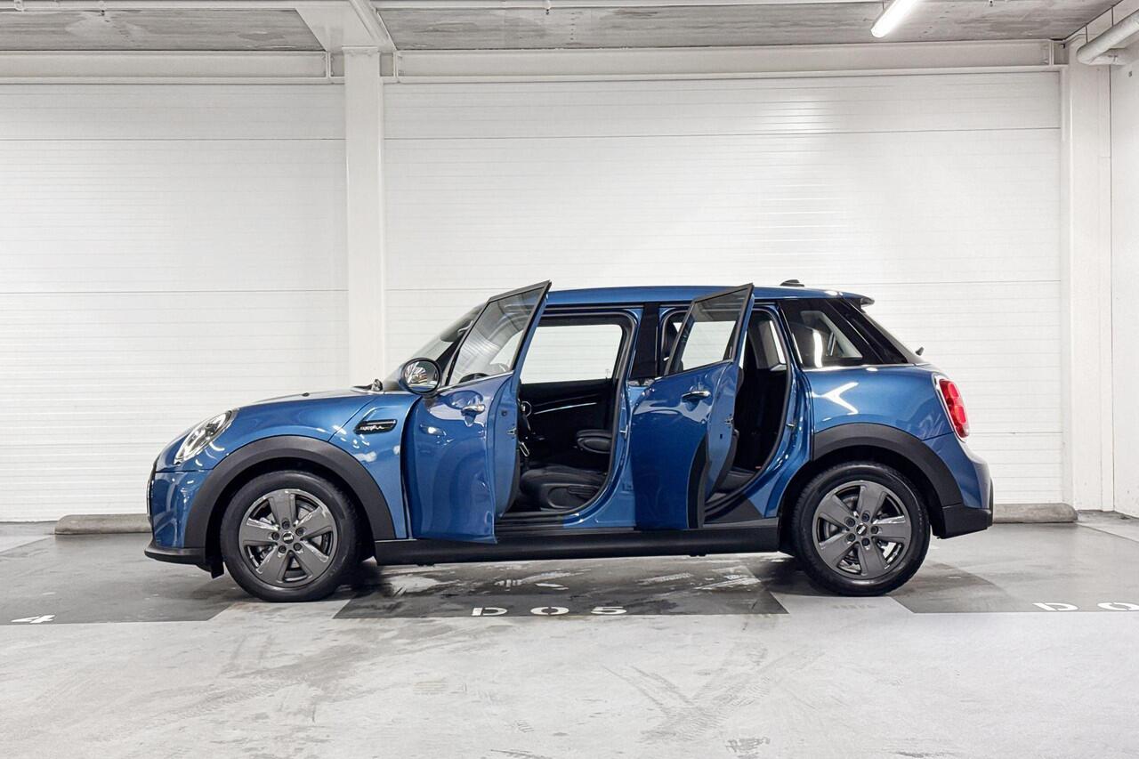 Mini COOPER 5-deurs | Apple Carplay | Parkeersensor | Cruise Control