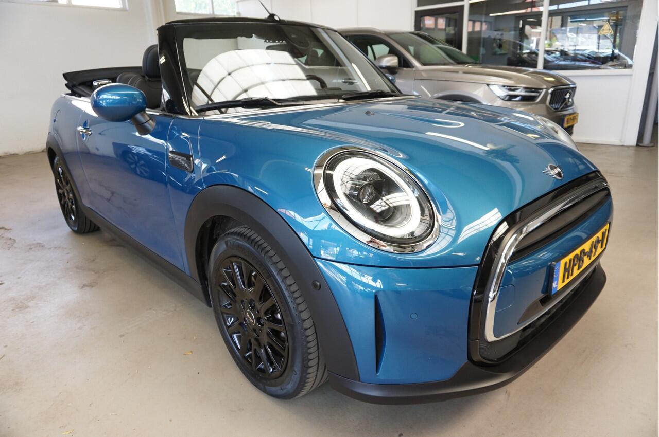 Mini COOPER Cabrio 1.5 Resolute Edition. Navi Leder Camera DAB. Incl. afleverbeurt en 12 mnd Bovag garantie