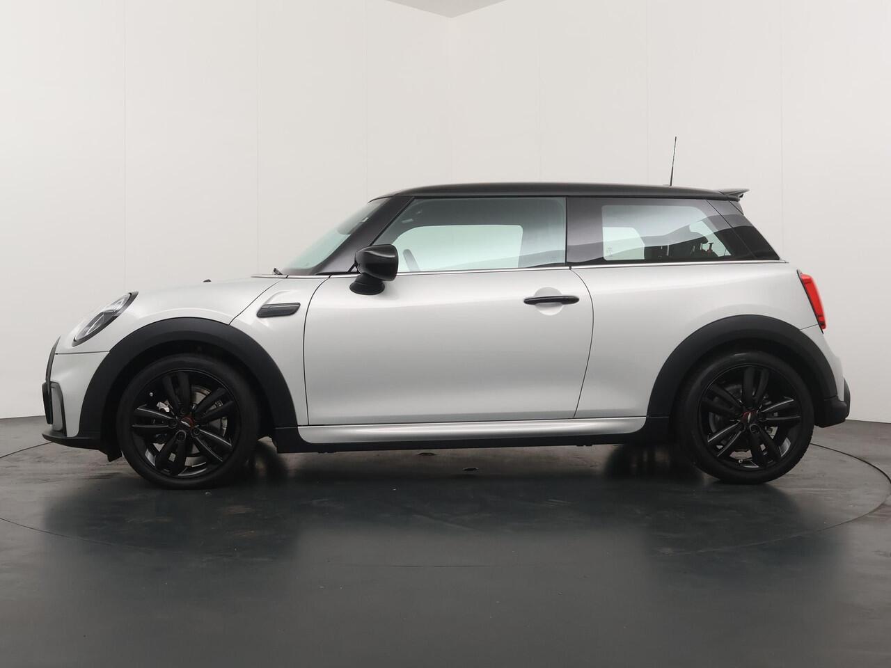 Mini COOPER 3-deurs JCW pakket | Cruise | Achteruitrijcamera | Stoelverwarming | Comforttoegang |
