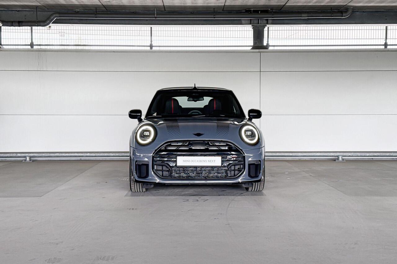 Mini COOPER Cabrio 2.0 C John Cooper Works M | Selections | Pakket M