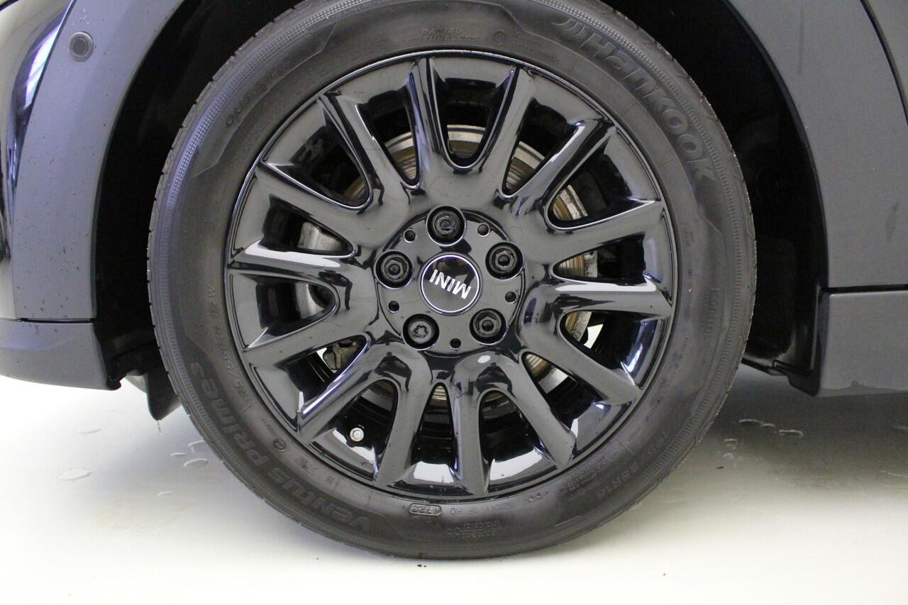 Mini COOPER 3-deurs Camden Edition | Camera | Stoelverwarming | Privacy glass | Piano Black exterior |