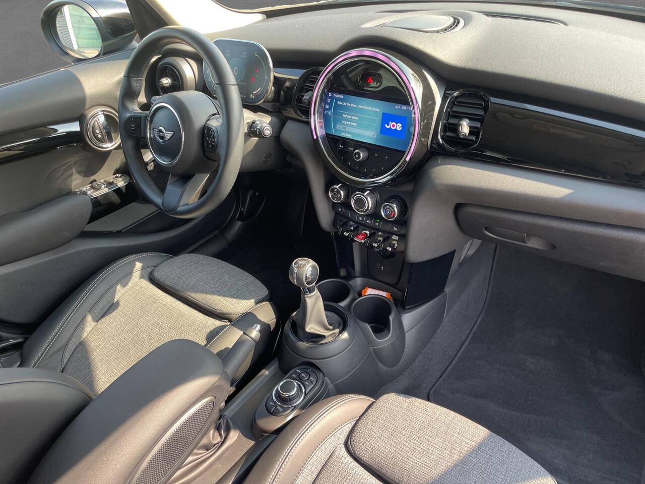 Mini COOPER Mini 1.5 One | Stoelverwarming | 5-deurs | Comfortstoelen | Navi