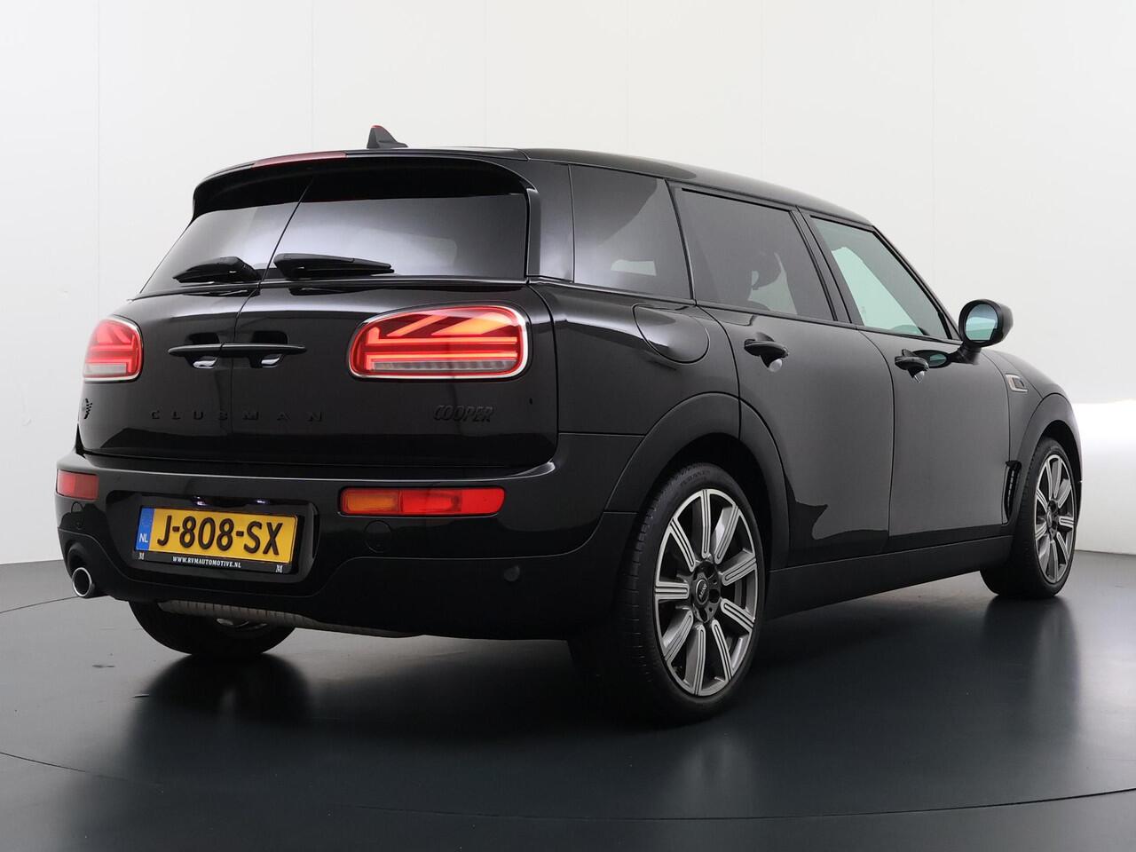 Mini COOPER CLUBMAN Mini 1.5 Richmond Park Edition VAN: ¤27.900,- VOOR: ¤24.770,- UW EINDEJAARSVOORDEEL: ¤3.130,- | PANO| CAMERA| STOELVERW. | LEER| KEYLESS| RIJKLAARPRIJS INCL. 12 MND BOVAG GARANTIE