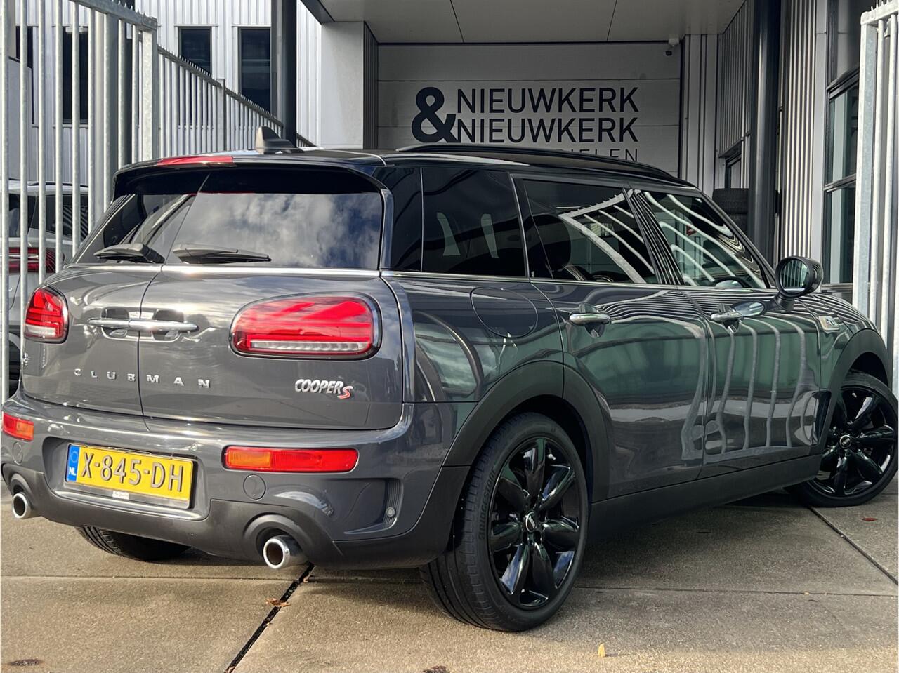 Mini COOPER CLUBMAN Mini 2.0 S Chili | AUTOMAAT | LEDER | SCHUIF/KANTELDAK | CARPLAY/ANDROID | HARMAN/KARDON | NAVI | CRUISE CONTROL | PDC V+A | CLIMATE CONTROL | LMV 18'' | STOELVERWARMING | KEYLESS | LED | BLUETOOTH