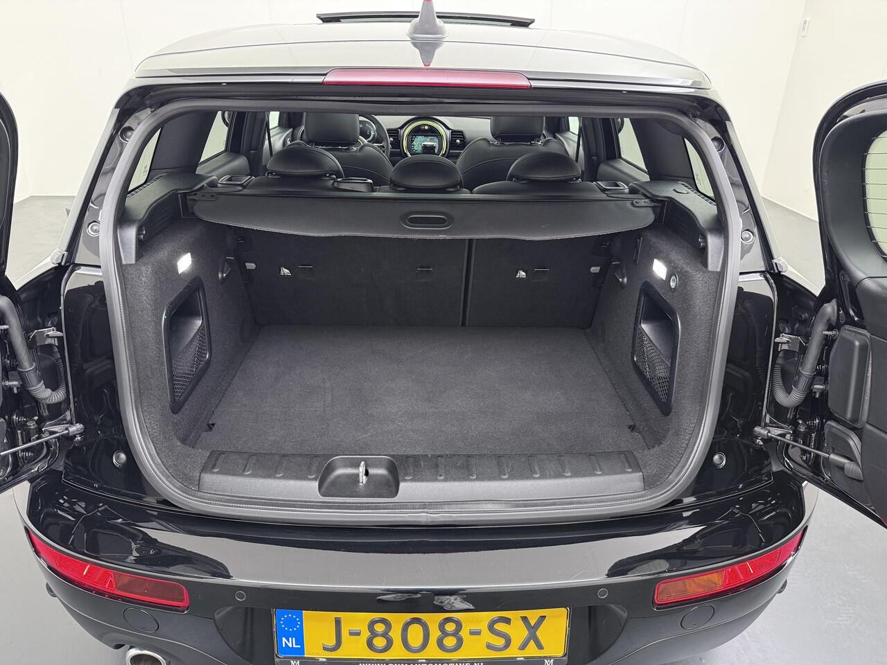 Mini COOPER CLUBMAN Mini 1.5 Richmond Park Edition VAN: ¤27.900,- VOOR: ¤24.770,- UW EINDEJAARSVOORDEEL: ¤3.130,- | PANO| CAMERA| STOELVERW. | LEER| KEYLESS| RIJKLAARPRIJS INCL. 12 MND BOVAG GARANTIE