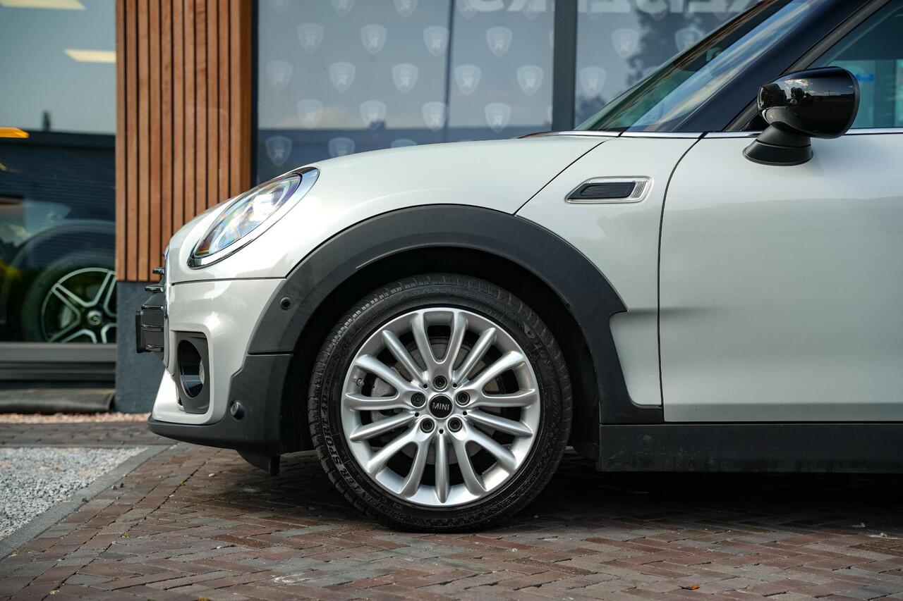 Mini COOPER CLUBMAN Mini 1.5 JCW Panoramadak Harman Kardon Navigatie DAB+ PDC LED