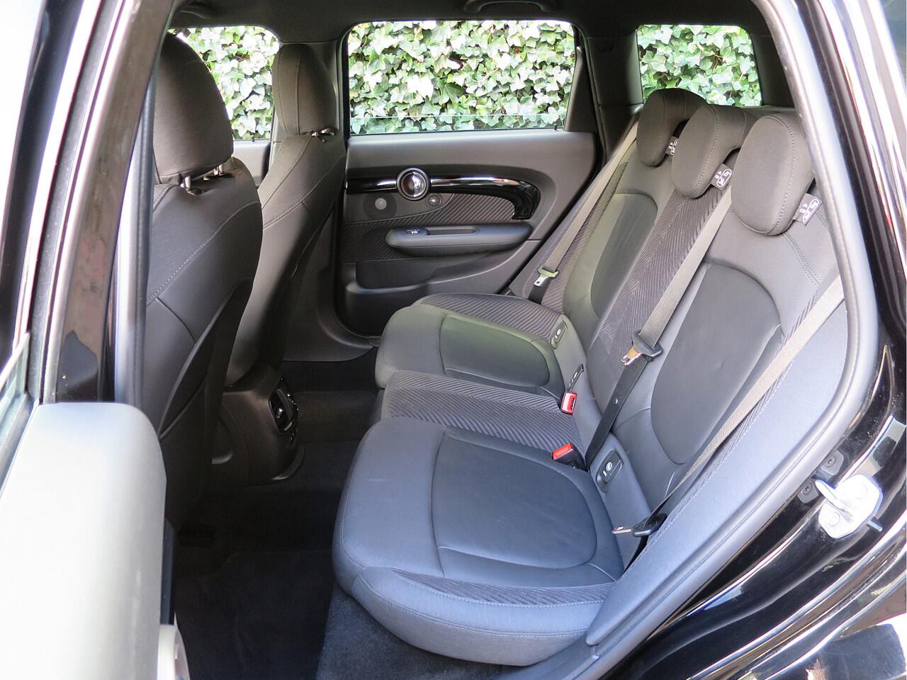 Mini COOPER CLUBMAN 1.5 Chili Business Ed. F54 NL-auto, XL-navi, HK, LED, Park.ass en 19"