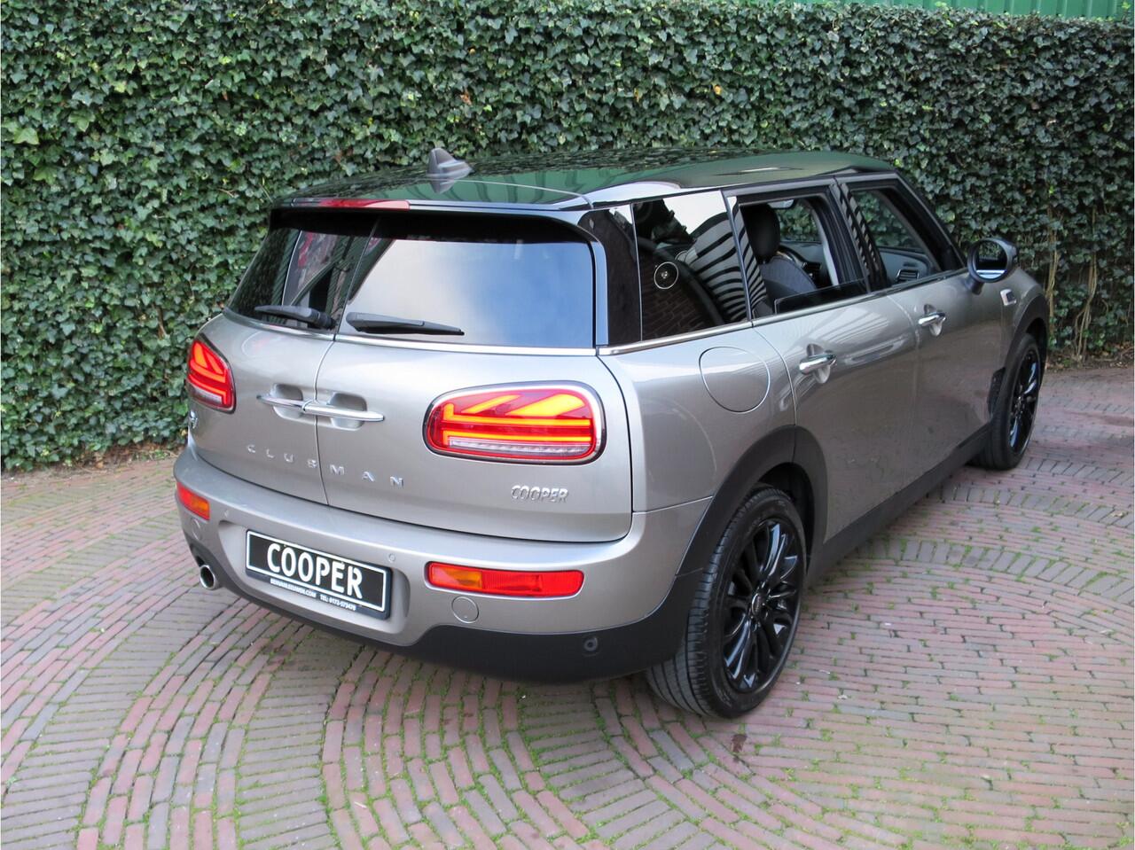 Mini COOPER CLUBMAN 1.5 Chili F54 met LED, Navi, Keyless, PDC en 17"