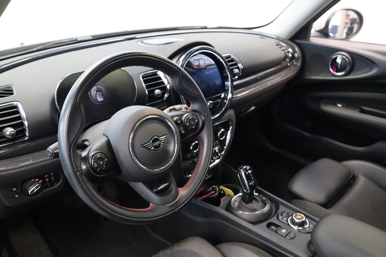 Mini COOPER CLUBMAN Mini 2.0 S ALL4 Chili Cruise/Climate Panoramadak Automaat 24 maanden garantie mogelijk (*vraag naar de voorwaarden)