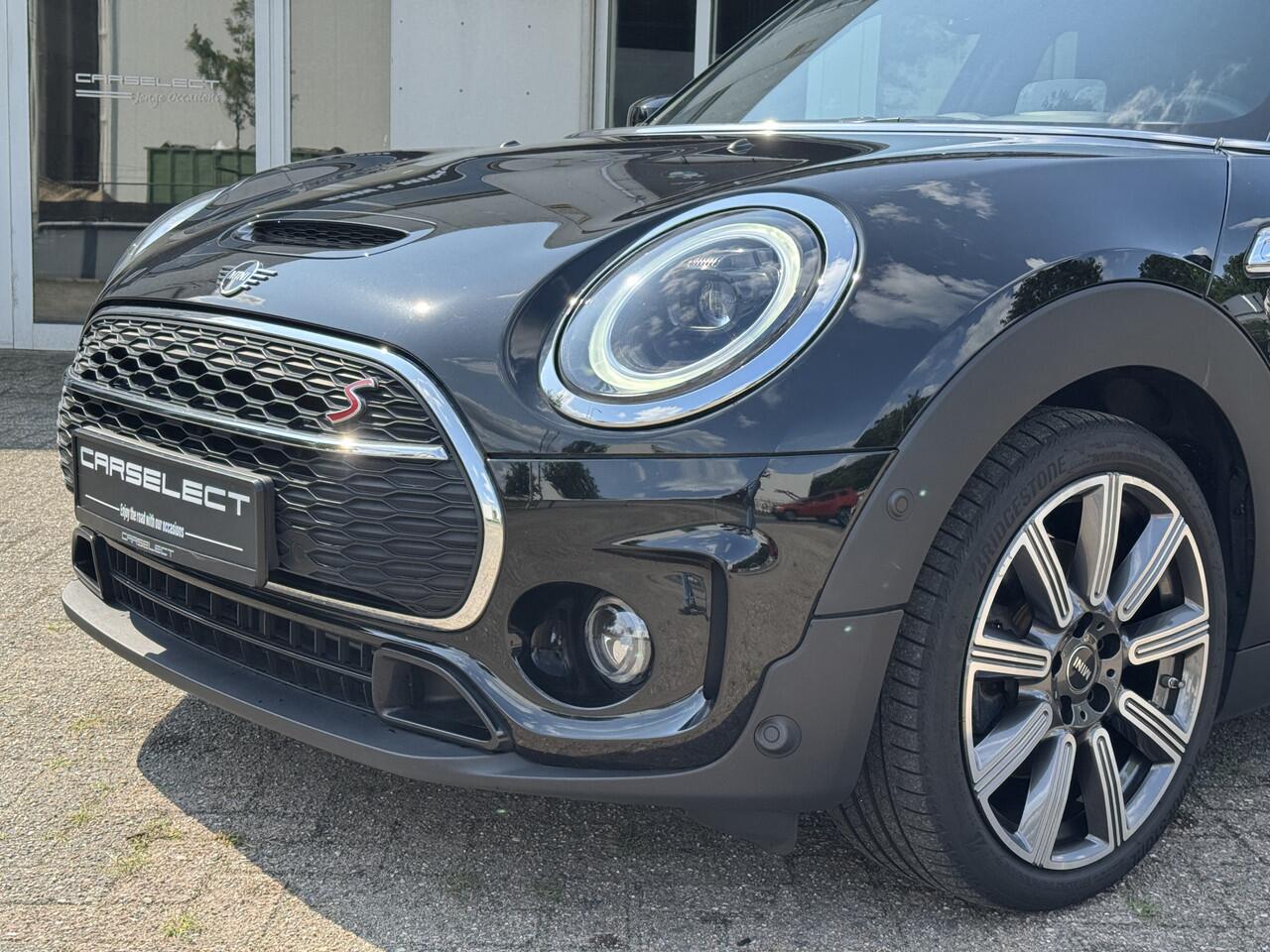 Mini COOPER CLUBMAN 2.0 S ALL4 Yours, adaptieve cruise control, Head-up, panoramadak,Leder, Camera. . Neem contact op en we maken een afspraak!