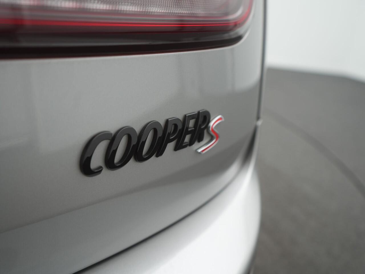 Mini COOPER CLUBMAN 2.0 S Rockingham GT Edition - RIJKLAARPRIJS - Achteruitrijcamera - Apple Carplay - Android Auto - Harman Kardon Audio - Elektrisch Glazen Panoramadak