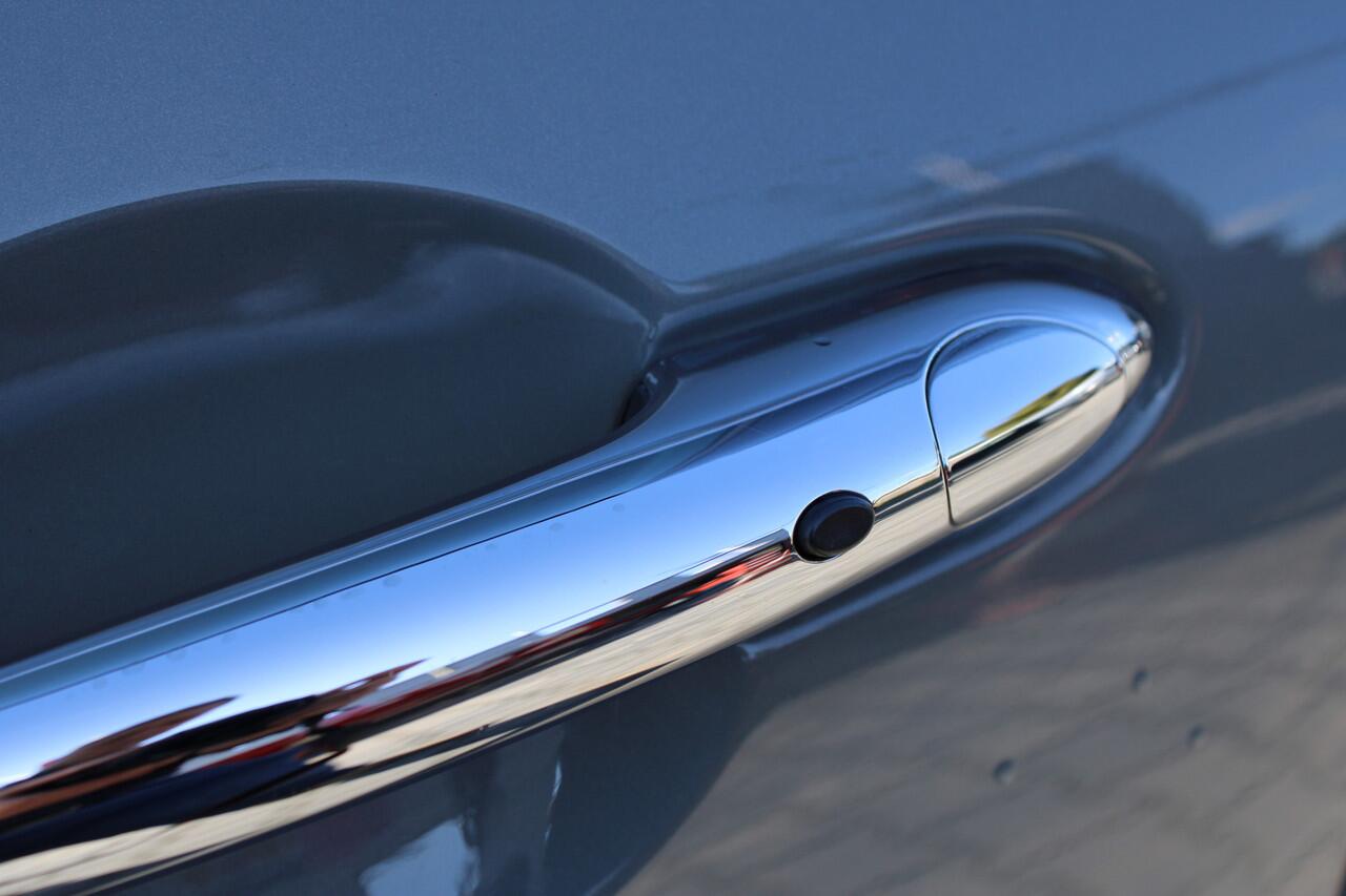 Mini COOPER CLUBMAN Mini 1.5 Richmond Park Edition - Lederen bekleding - Sportstoelen - Stuurverwarming Stoelverwarming - Groot Navigatie - Led verlichting