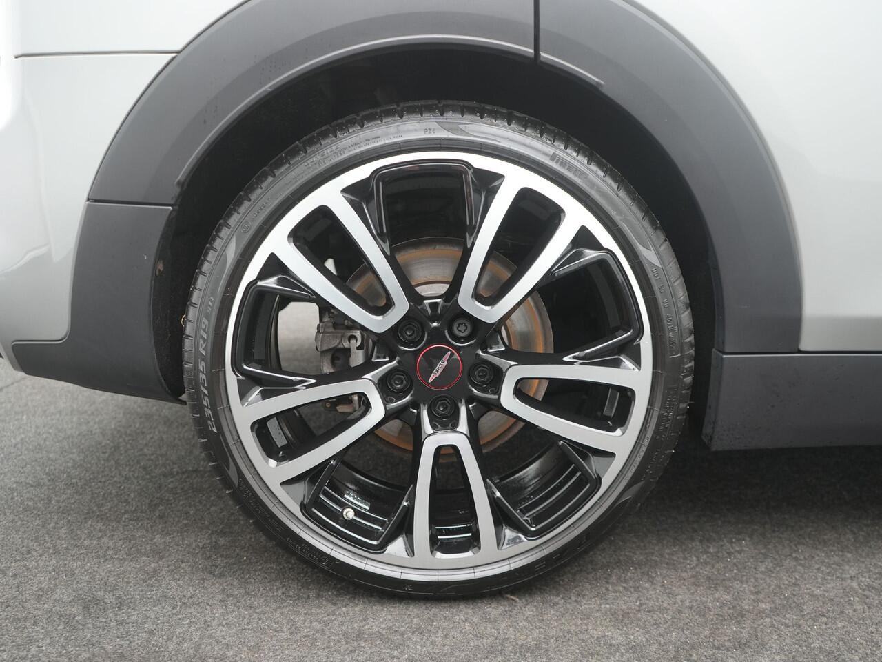 Mini COOPER CLUBMAN 2.0 S Rockingham GT Edition - RIJKLAARPRIJS - Achteruitrijcamera - Apple Carplay - Android Auto - Harman Kardon Audio - Elektrisch Glazen Panoramadak