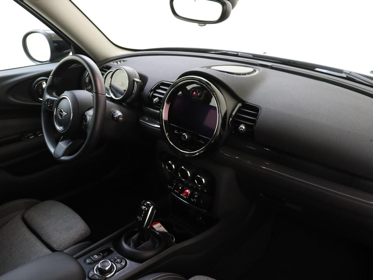 Mini COOPER CLUBMAN Mini 1.5 John Cooper Works Automaat | Navigatie | Parkeersensoren & Camera | LM Velgen |