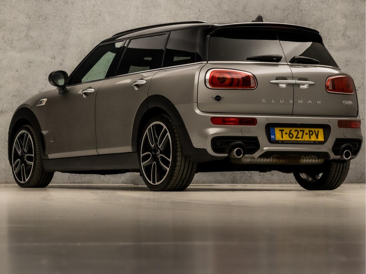 Mini COOPER CLUBMAN Mini 2.0 S ALL4 Chili 192Pk Automaat (PANORAMADAK, JCW PACK, DEALER ONDERHOUDEN, GROOT NAVI, SFEERVERLICHTING, HARMAN/KARDON, STOELVERWARMING, GETINT GLAS, LED KOPLAMPEN, NIEUWSTAAT)
