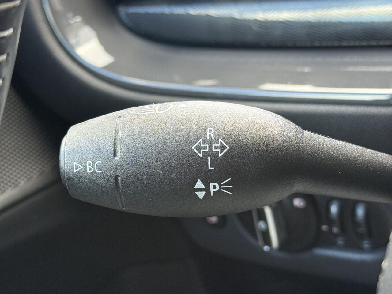 Mini COOPER CLUBMAN Mini BWJ 2019 1.5 136PK Business Edition KEYLESS | FULL LED NAVI | CLIMA | CRUISE | PDC | LMV | LICHT REGEN SENS.