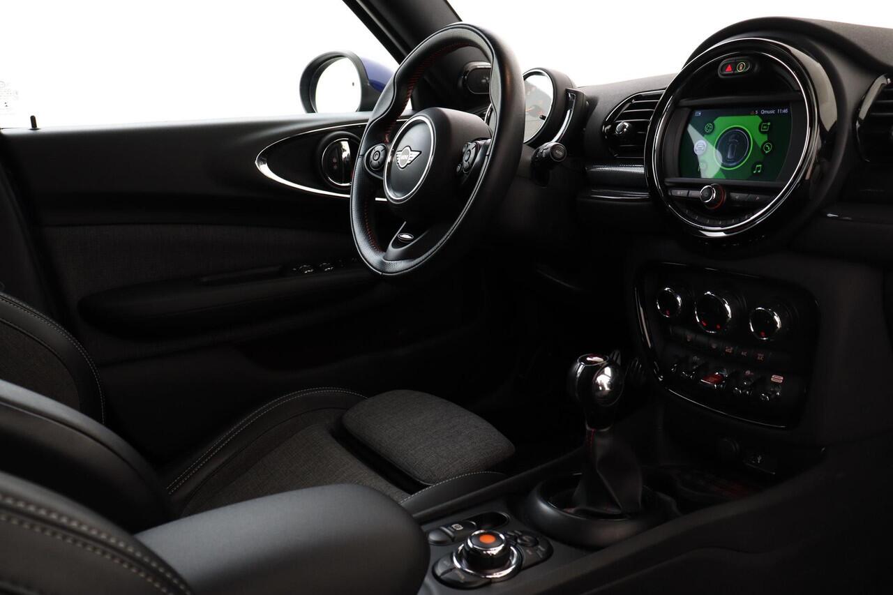 Mini COOPER CLUBMAN 1.5 -PANO.DAK|HARMAN/KARDON|CARPLAY|KEYLESS|ADAP.LED|18"-JCW
