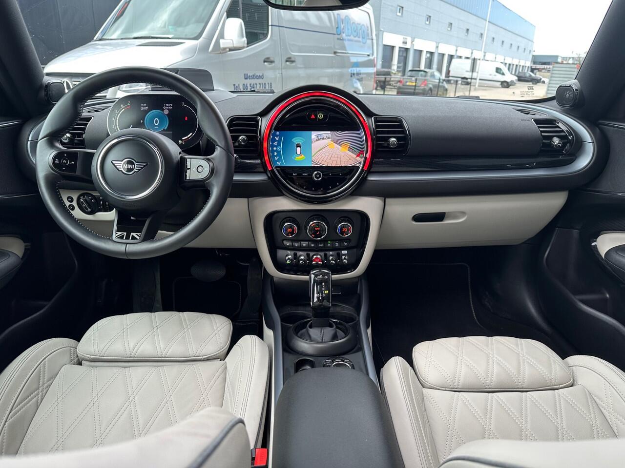 Mini COOPER CLUBMAN 1.5 Yours Pano