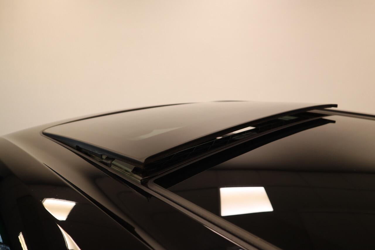 Mini COOPER CLUBMAN Mini 1.5 Business Edition Cruise/Climate panoramadak Navi Luxe Leder 24 maanden garantie mogelijk (*vraag naar de voorwaarden)