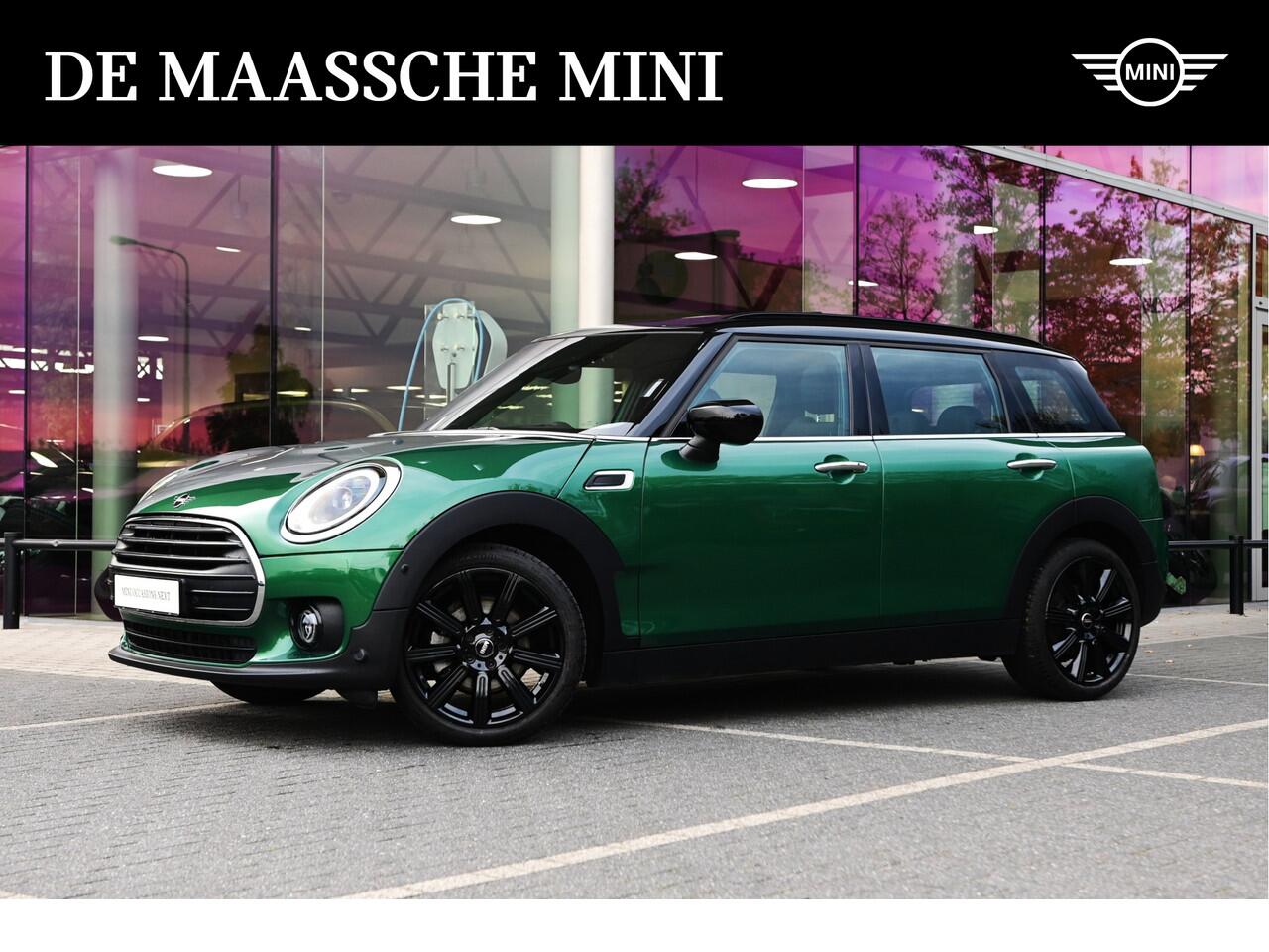Mini COOPER CLUBMAN Automaat / Panoramadak / Achteruitrijcamera / Comfort Access / LED / Stoelverwarming / Harman-Kardon / Airconditioning / Cruise Control