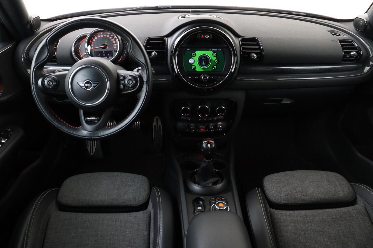Mini COOPER CLUBMAN 1.5 -PANO.DAK|HARMAN/KARDON|CARPLAY|KEYLESS|ADAP.LED|18"-JCW