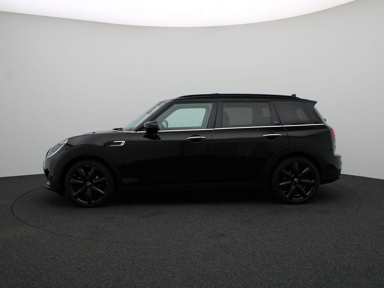 Mini COOPER CLUBMAN Richmond Park Edition + Adaptief Onderstel + Trekhaak + Panoramadak + 18''