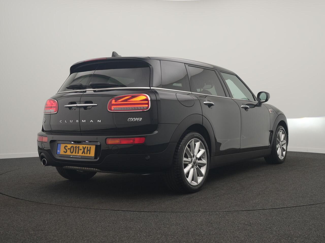 Mini COOPER CLUBMAN 1.5 Classic Business Edition - Occasional Lease vanaf ¤529 p/m - RIJKLAARPRIJS - Automaat - Achteruitrijcamera - Apple Carplay - Android Auto - Stoelverwarming