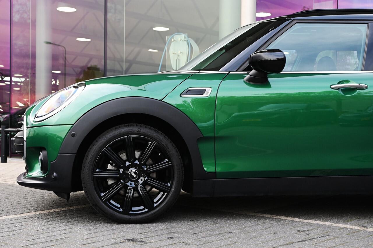 Mini COOPER CLUBMAN Automaat / Panoramadak / Achteruitrijcamera / Comfort Access / LED / Stoelverwarming / Harman-Kardon / Airconditioning / Cruise Control