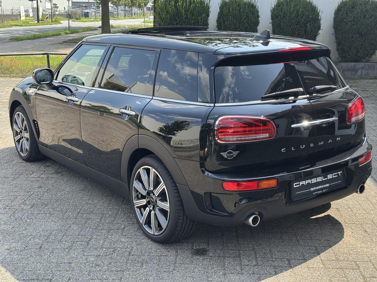 Mini COOPER CLUBMAN 2.0 S ALL4 Yours, adaptieve cruise control, Head-up, panoramadak,Leder, Camera. . Neem contact op en we maken een afspraak!