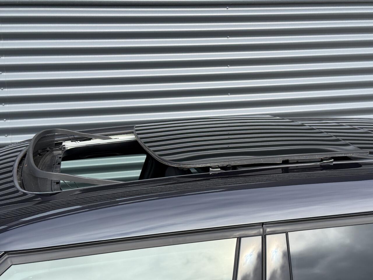 Mini COOPER CLUBMAN 1.5 One Knightsbridge Pano/Camera/Apple/Leder/trekhaak