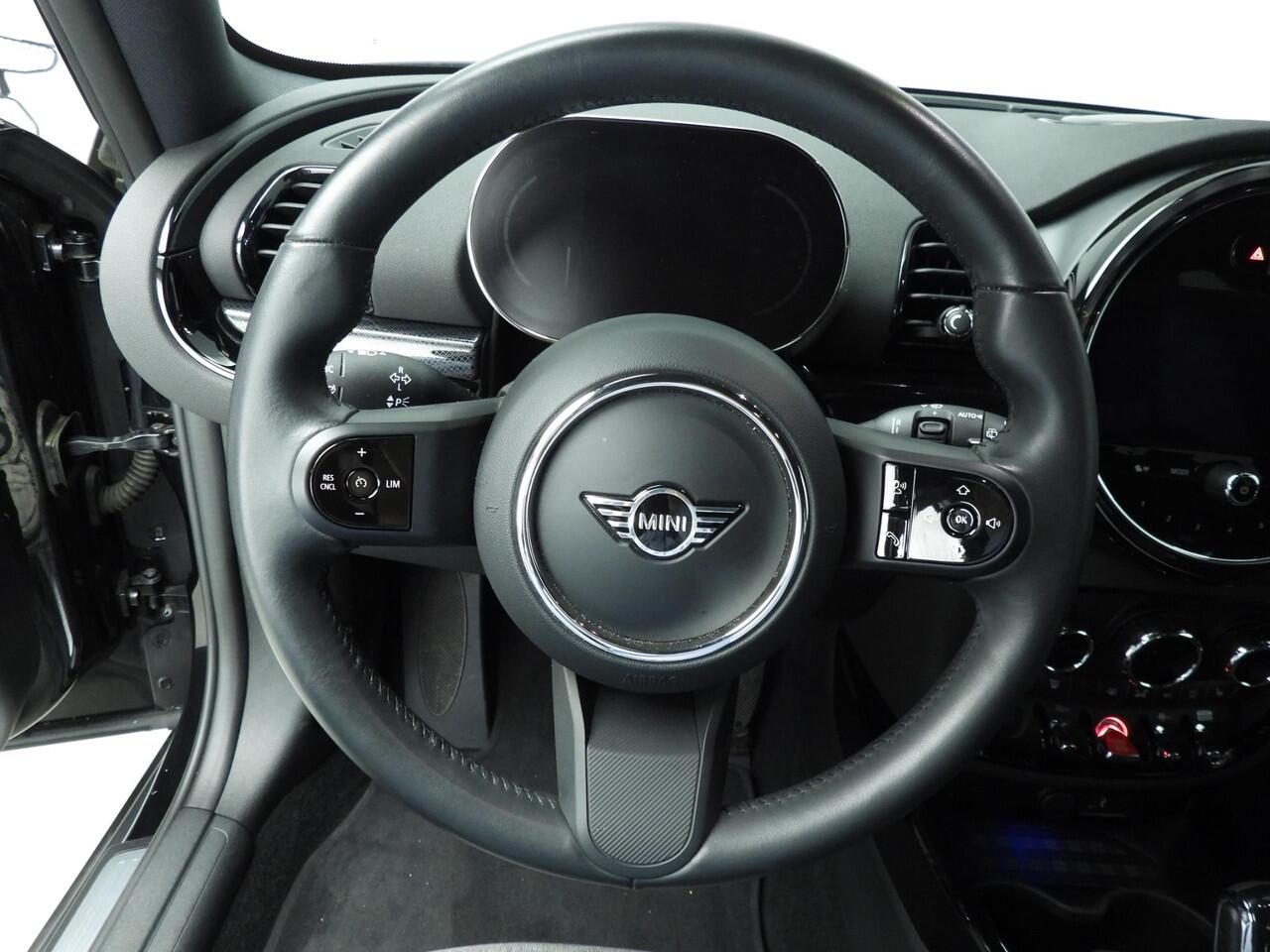 Mini COOPER CLUBMAN S | LED | Navigatie | Sportstoelen | Stoelverwarming | Keyles go | DAB | Alu 18 inch