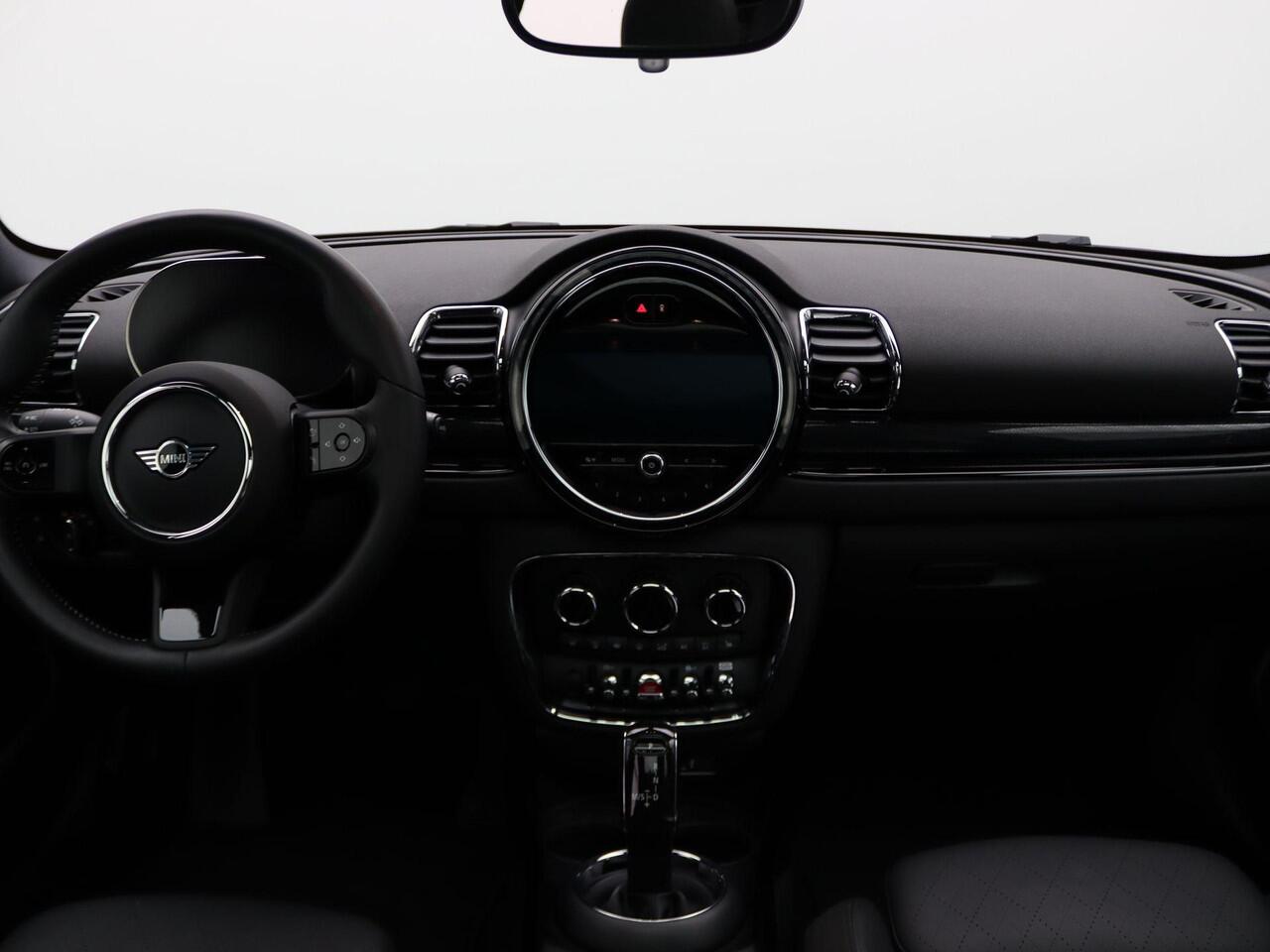 Mini COOPER CLUBMAN Richmond Park Edition + Adaptief Onderstel + Trekhaak + Panoramadak + 18''