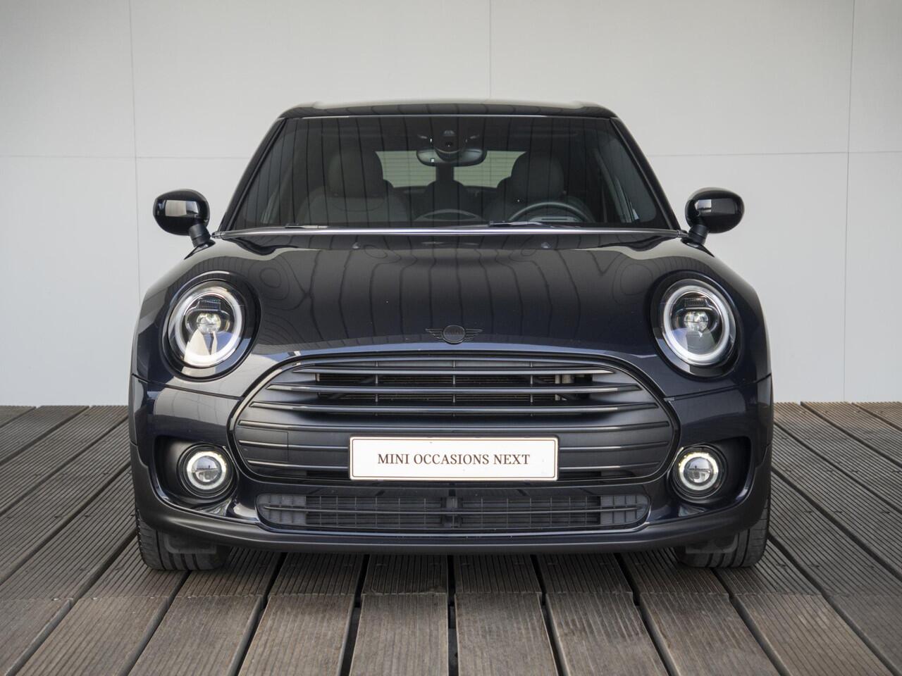 Mini COOPER CLUBMAN Aut. Piano Black Exterieur + Leder + Stoelverwarming