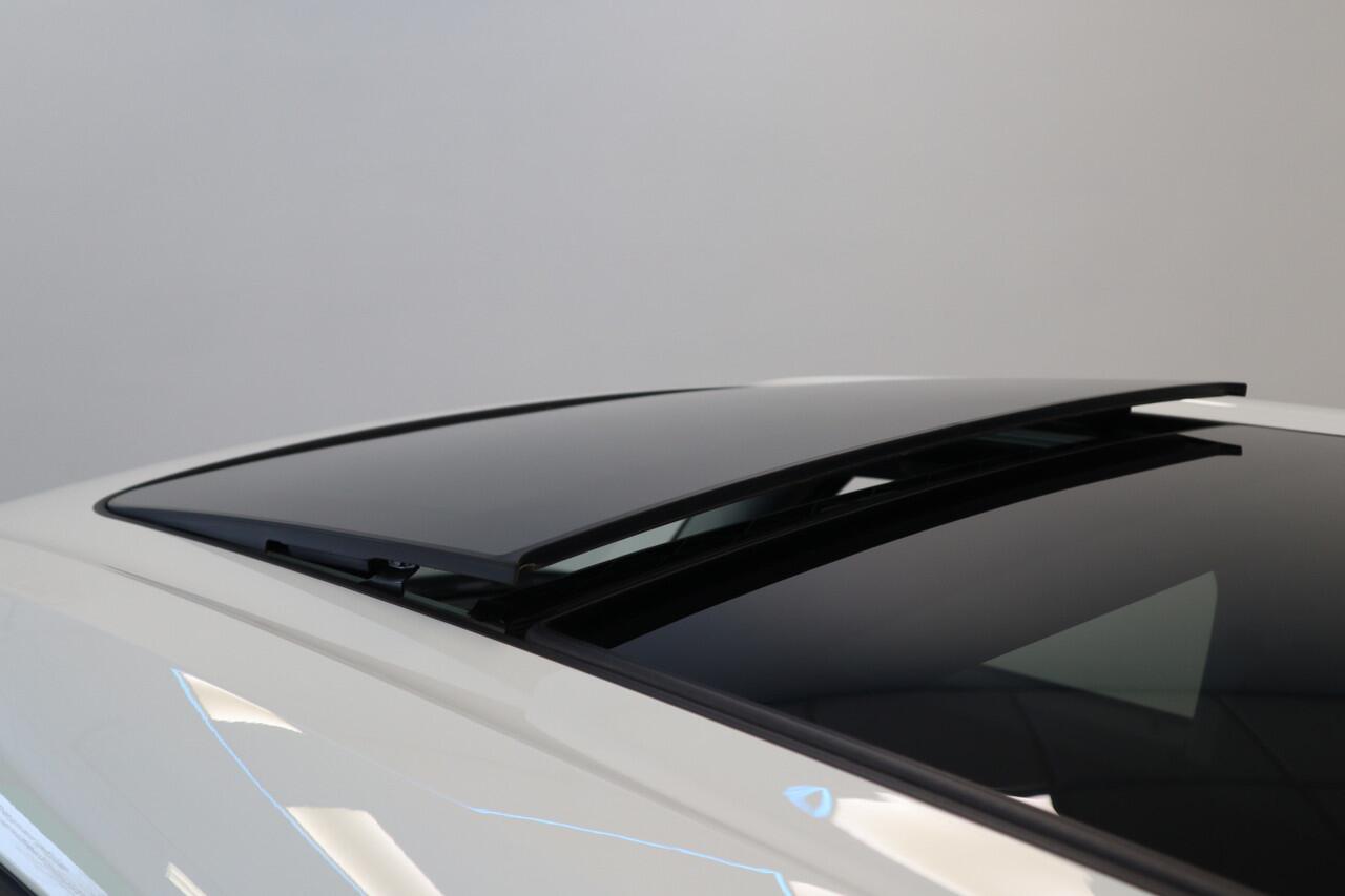 Mini COOPER CLUBMAN Mini 2.0 S ALL4 Chili Cruise/Climate Panoramadak Automaat 24 maanden garantie mogelijk (*vraag naar de voorwaarden)