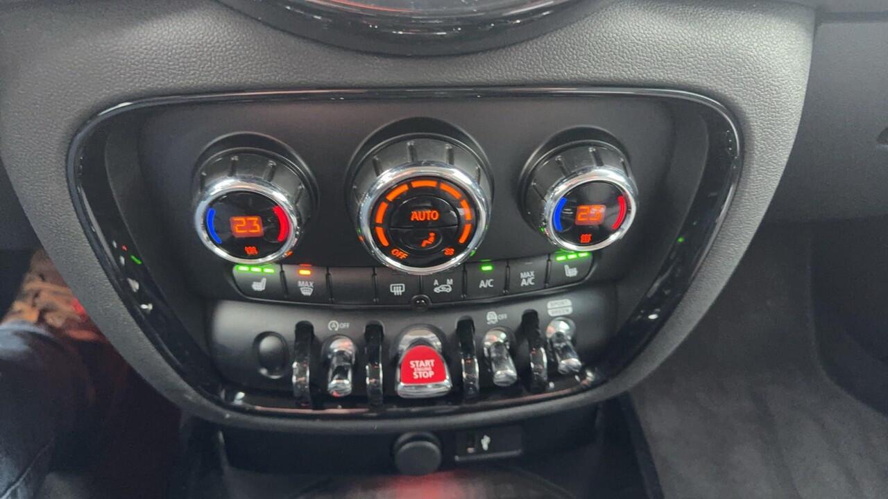 Mini COOPER CLUBMAN 1.5 Classic Automaat/BTW /Sportstoelen /Winterpakket