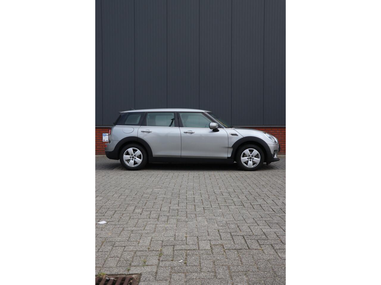 Mini COOPER CLUBMAN Mini 1.5 Essential 136PK | automaat | camera