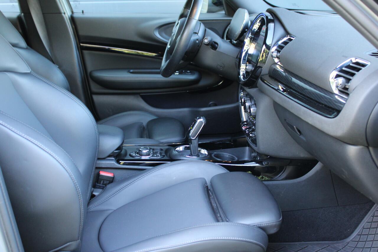 Mini COOPER CLUBMAN Mini 1.5 Richmond Park Edition - Lederen bekleding - Sportstoelen - Stuurverwarming Stoelverwarming - Groot Navigatie - Led verlichting