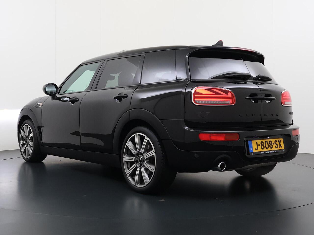 Mini COOPER CLUBMAN Mini 1.5 Richmond Park Edition VAN: ¤27.900,- VOOR: ¤24.770,- UW EINDEJAARSVOORDEEL: ¤3.130,- | PANO| CAMERA| STOELVERW. | LEER| KEYLESS| RIJKLAARPRIJS INCL. 12 MND BOVAG GARANTIE