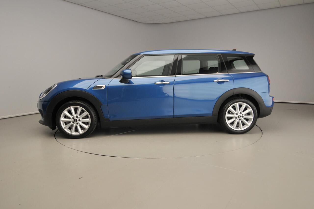 Mini COOPER CLUBMAN Sportstoelen / Half leder / LED / PDC / Cruise / Navigatie / Alu wielen 17 inch