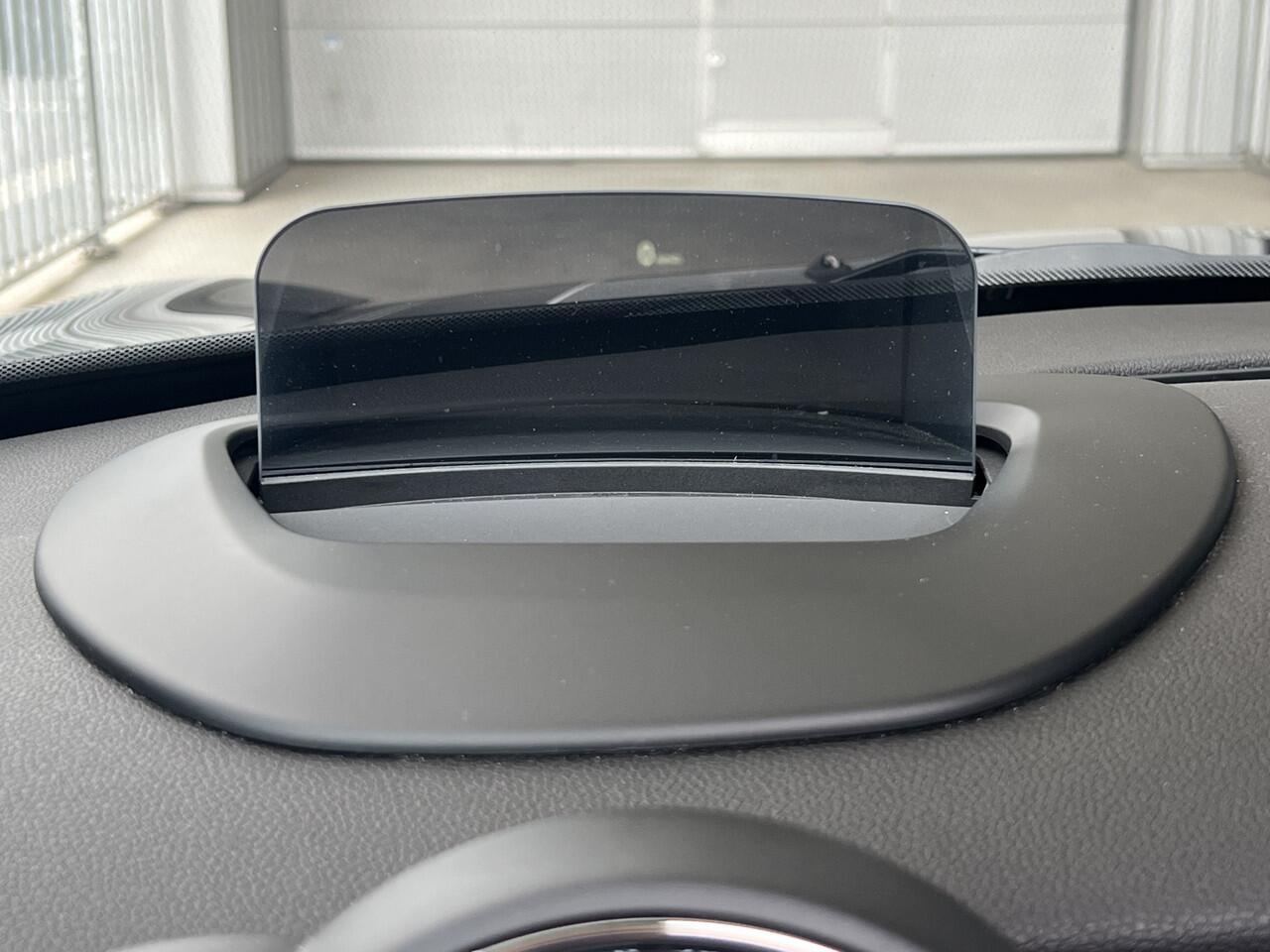 Mini COOPER S Mini 2.0 60 Years Edition | AUTOMAAT | HEAD-UP DISPLAY | LEDER | SCHUIF/KANTELDAK | CARPLAY/ANDROID | CAMERA | HARMAN/KARDON | NAVI | CRUISE CONTROL | PDC V+A | CLIMATE CONTROL | LMV 17'' | STOELVERWARMING | LED | BLUETOOTH