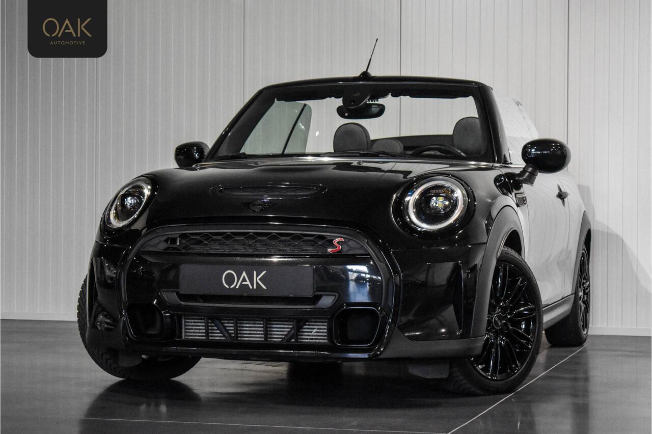 Mini COOPER S Mini Cabrio 2.0 F1 Aut. | Navigatie | Half Leder | LED | 17"LM | Piano Black | Midnight Zwart