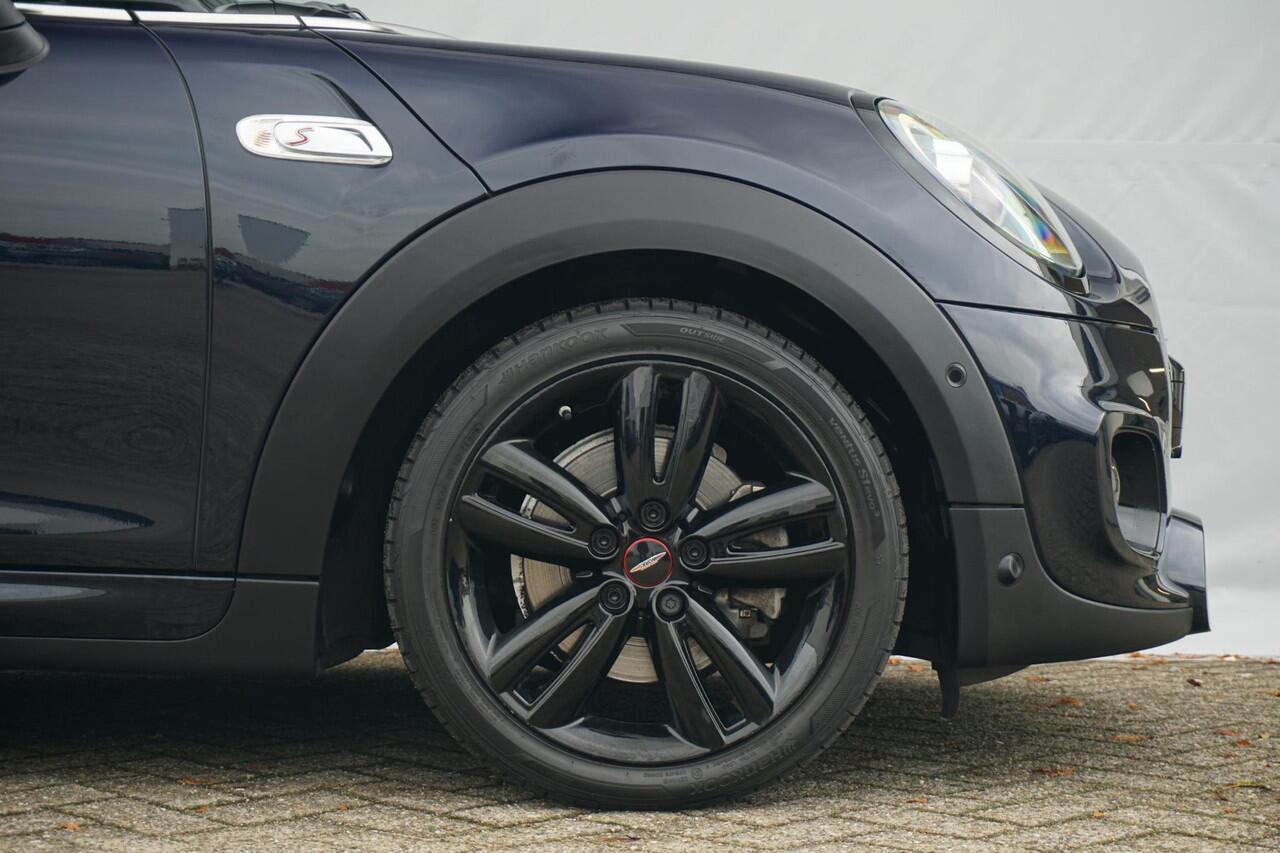 Mini COOPER S Hammersmith | Panoramadak / Harmon Kardon / keyless entry / JCW Pakket