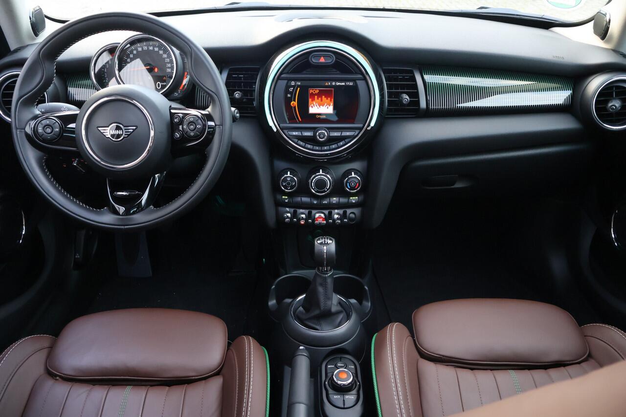 Mini COOPER S Mini 2.0 60 Years Edition | Panoramadak | Harman Kardon | Stoelverwarming | Leer .