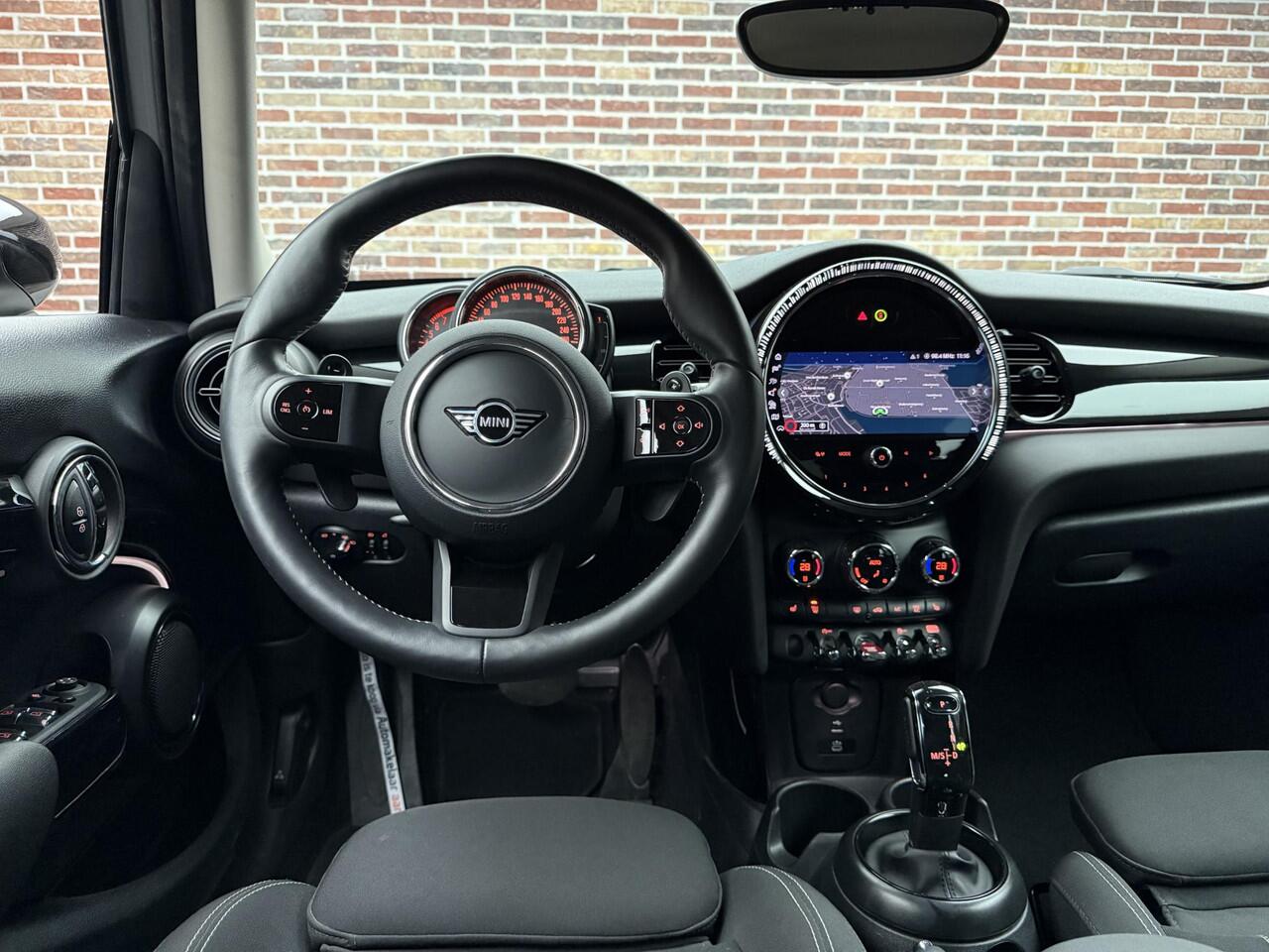 Mini COOPER S Mini 2.0 Essential Garantie tot 11-2027 | Dealer | Camera | Stoelverwarming